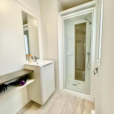 Casa vacanze Le Génépi Mobil-home 3 Pour 6 Pers Avec Climatisation 3 Etoiles *