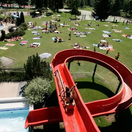3 Pour 6 Pers Avec Climatisation 3 Etoiles Holiday home Samoens