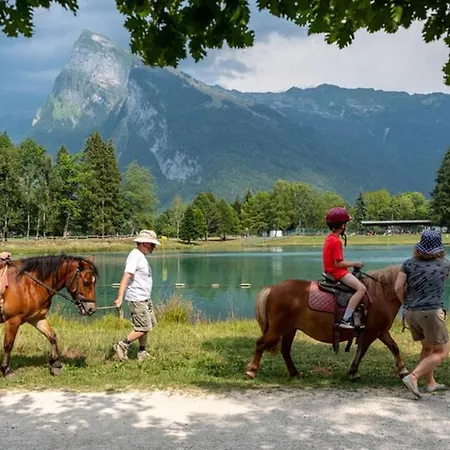 Holiday home 3 Pour 6 Pers Avec Climatisation 3 Etoiles Samoens